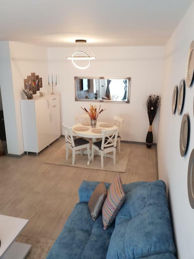 Ranya Apartments Alezzi Beach Resort Năvodari Екстериор снимка