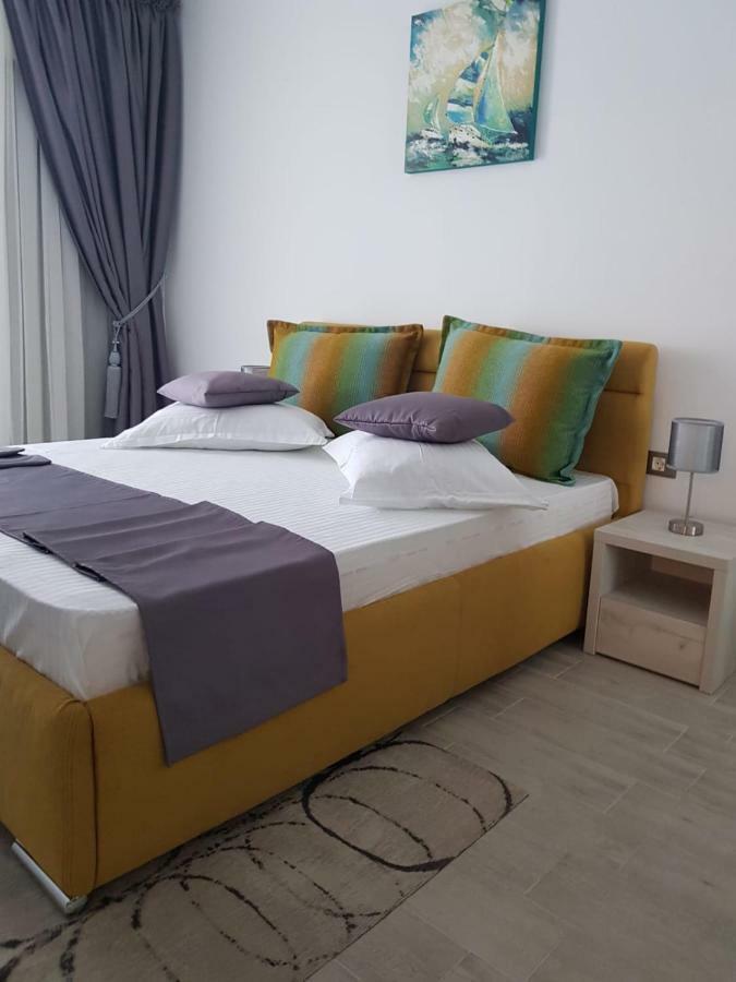 Ranya Apartments Alezzi Beach Resort Năvodari Екстериор снимка