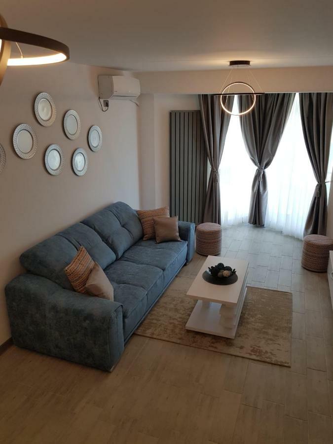 Ranya Apartments Alezzi Beach Resort Năvodari Екстериор снимка